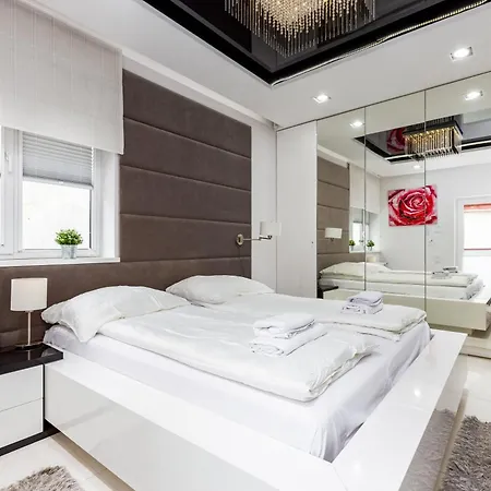 Molo Chic Apartament *